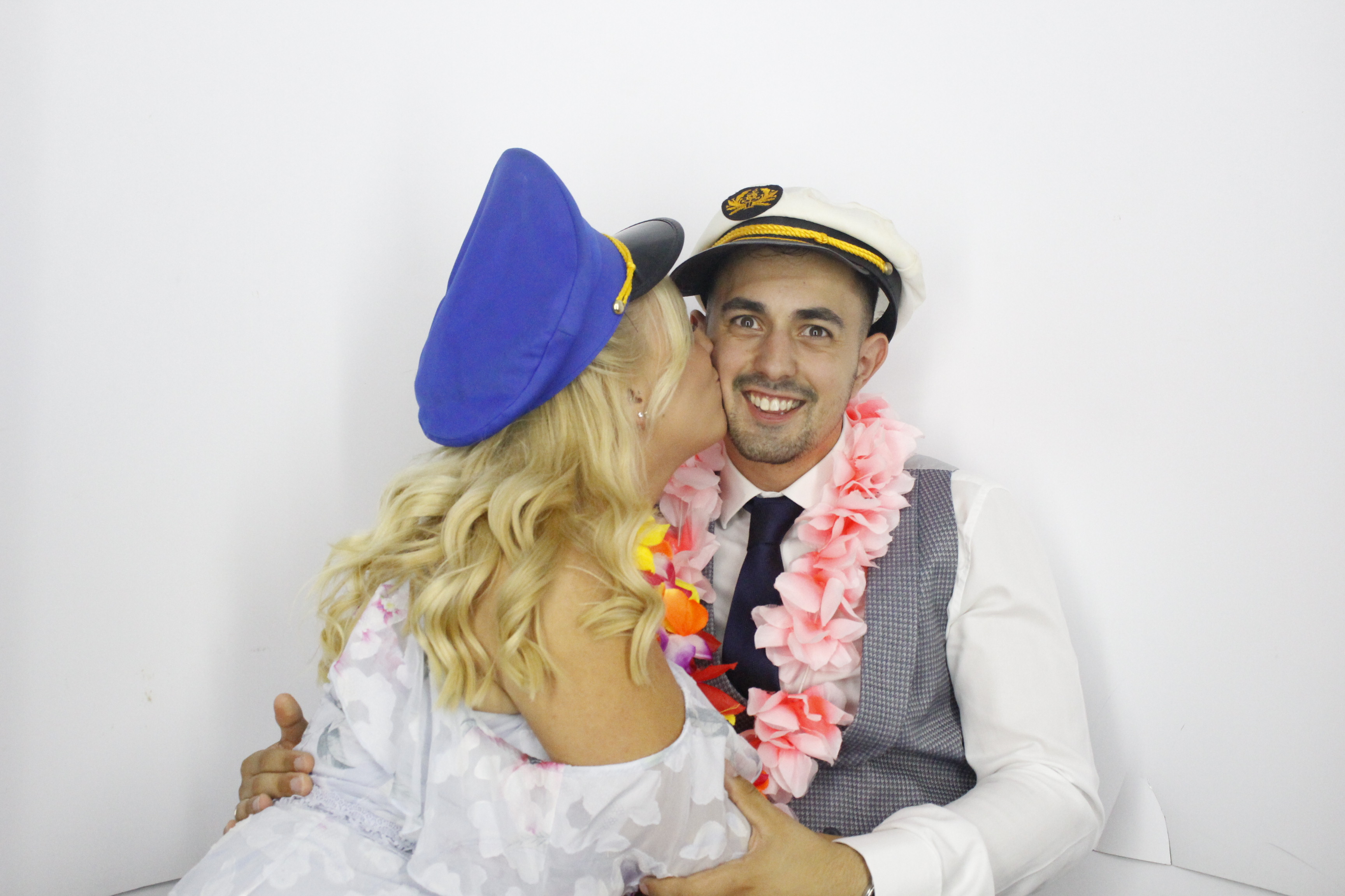 Sam & Rachel's Wedding | View more photos from the event at gallery.myphotoboothexperience.co.uk/u/MyPhotoBoothExperienceLtd/Sam-Rachels-Wedding
